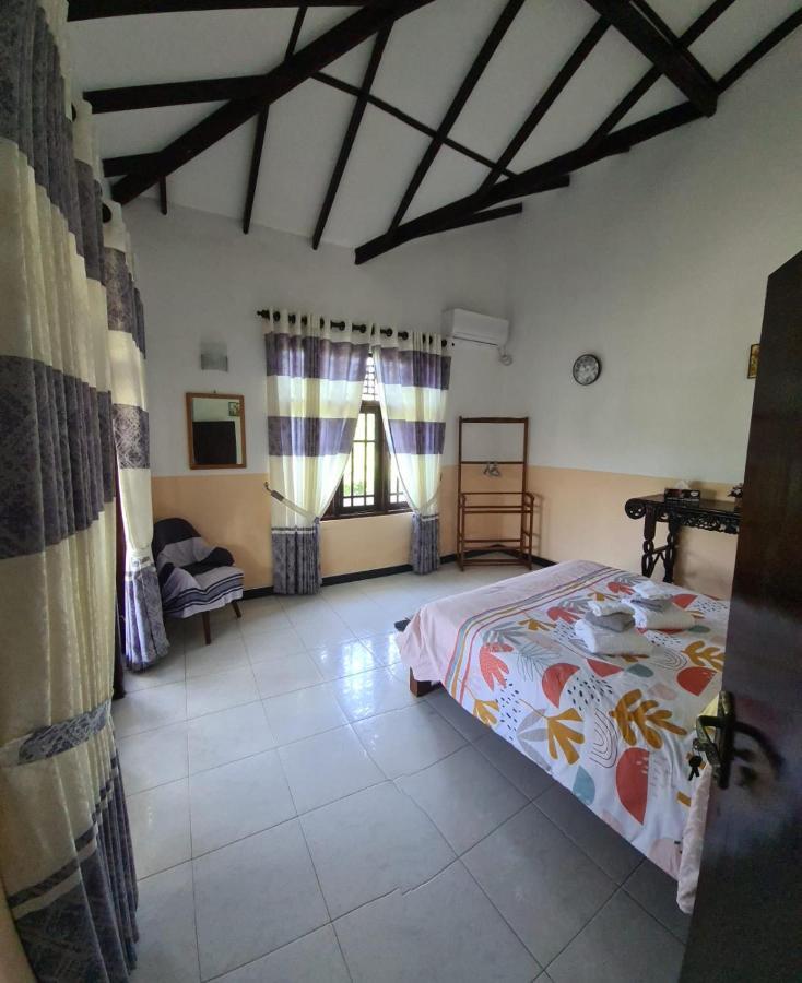 Ja-Elas French Touch Bed & Breakfast Exterior foto