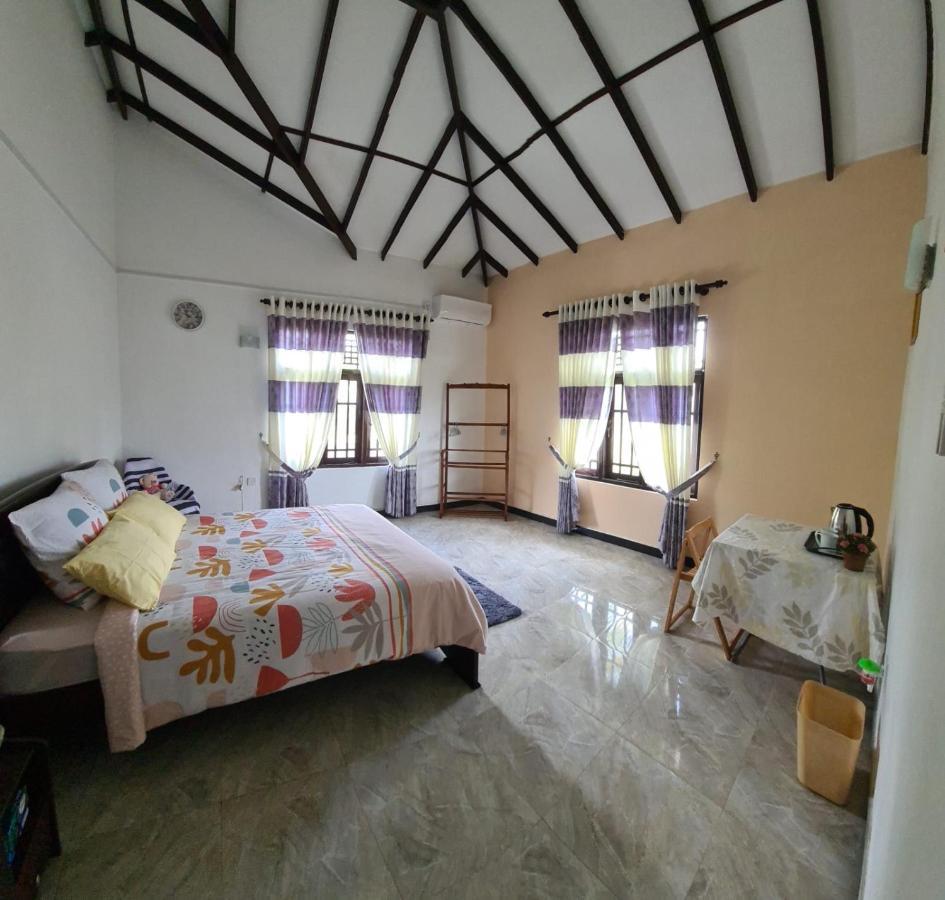 Ja-Elas French Touch Bed & Breakfast Exterior foto