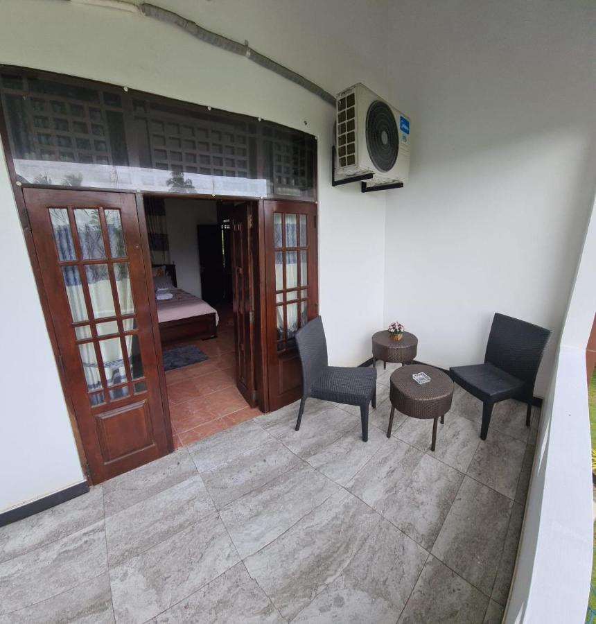 Ja-Elas French Touch Bed & Breakfast Exterior foto