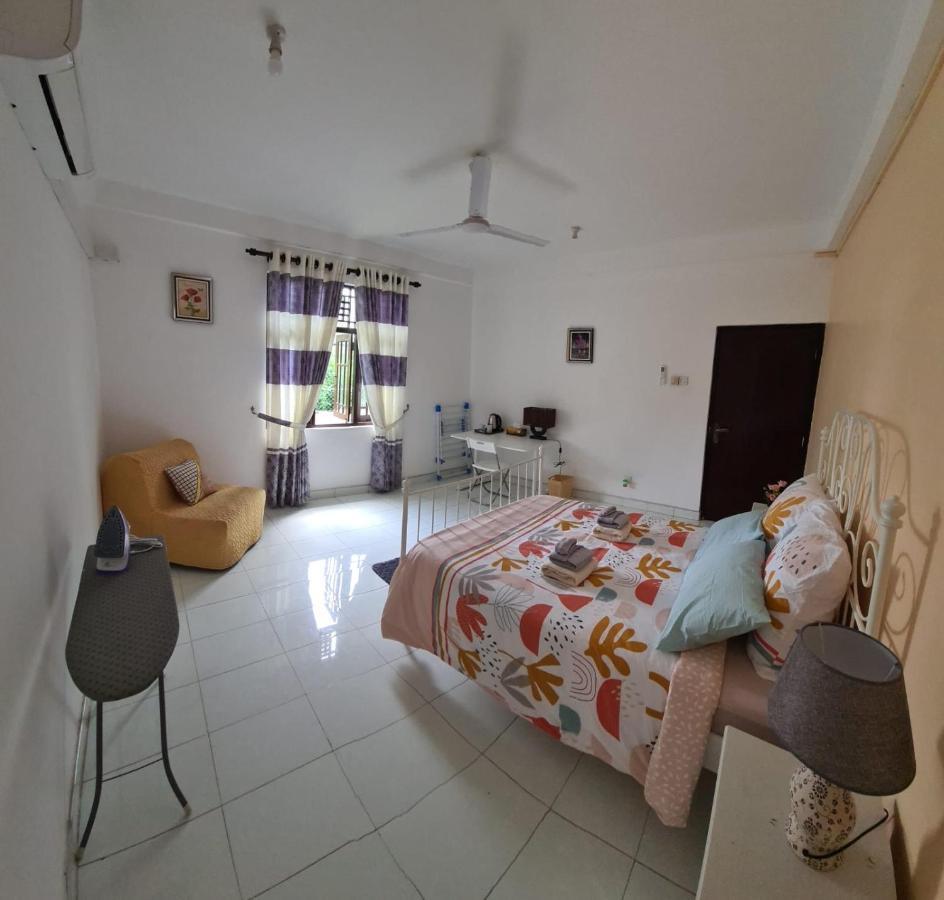 Ja-Elas French Touch Bed & Breakfast Exterior foto